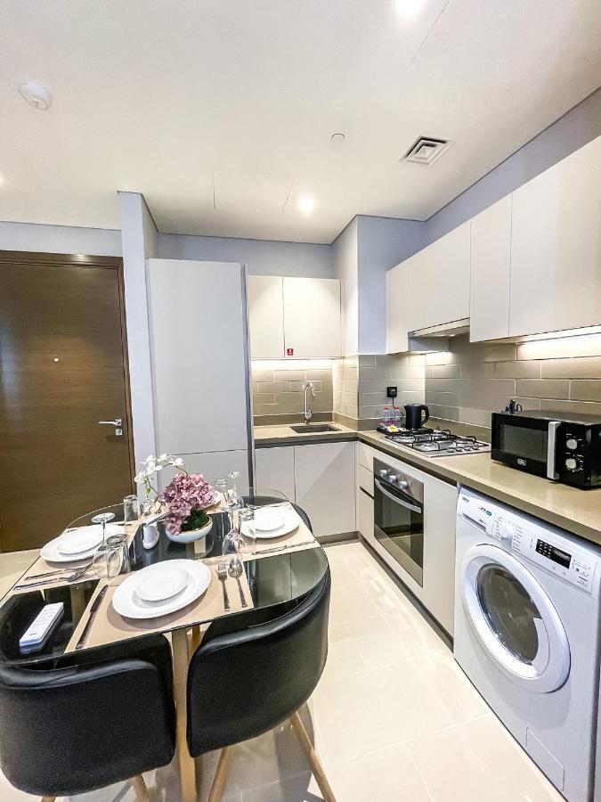 דובאי Stay By Latinem Luxury 1Br Holiday Home Cv A207 Near Burj Khalifa מראה חיצוני תמונה